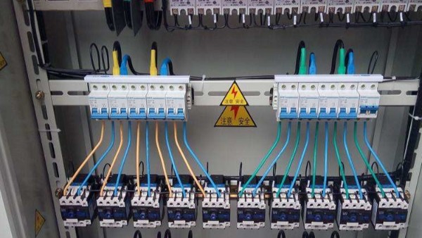 低壓柜合作嘉晟建設(shè)中駿四季陽光項(xiàng)目【千亞電氣】